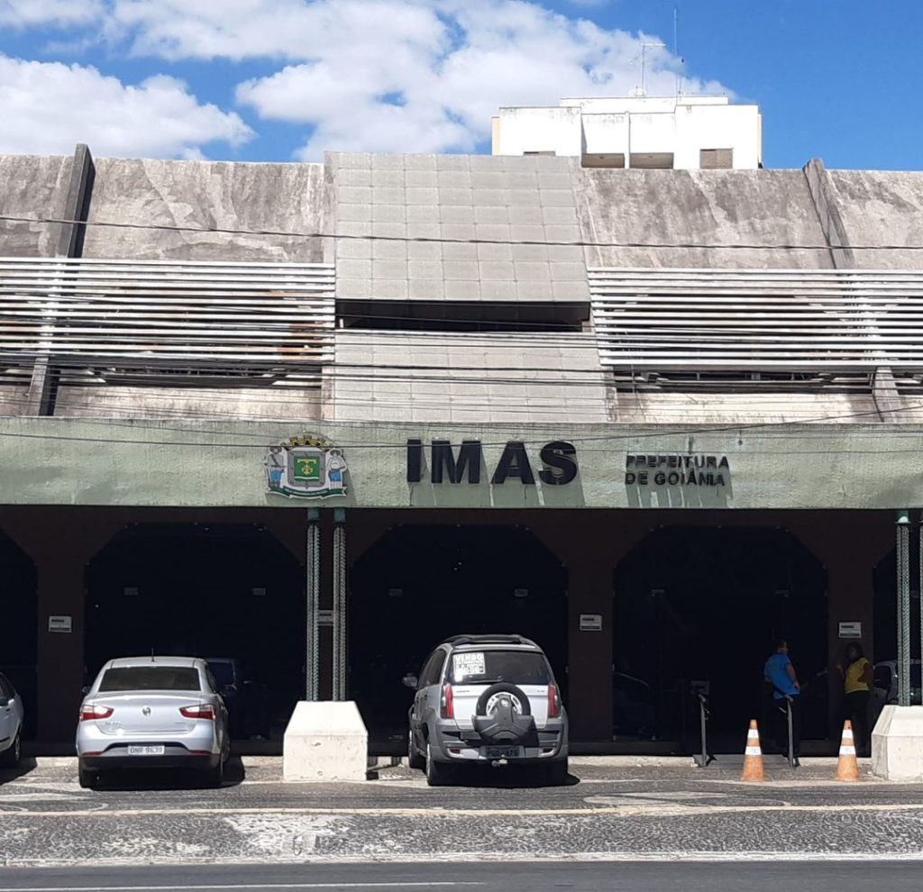 TCM suspende licitação de R$ 12,3 milhões do IMAS e determina convocação de aprovados da saúde em Goiânia