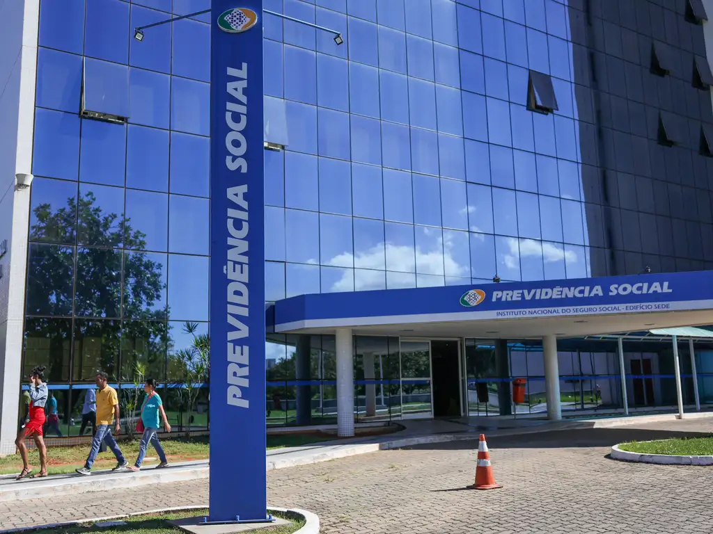 Uma mulher denunciou ter sofrido assédio durante uma perícia médica em uma agência do Instituto Nacional do Seguro Social, INSS, em Goiânia.