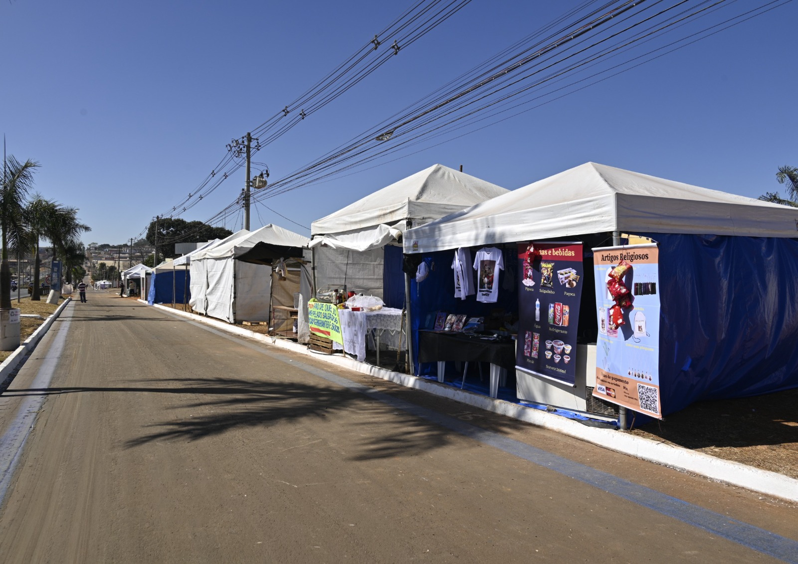 Estão abertas as inscrições para comerciantes interessados em trabalhar durante a Festa do Divino Pai Eterno, na GO-060, entre Goiânia e Trindade.