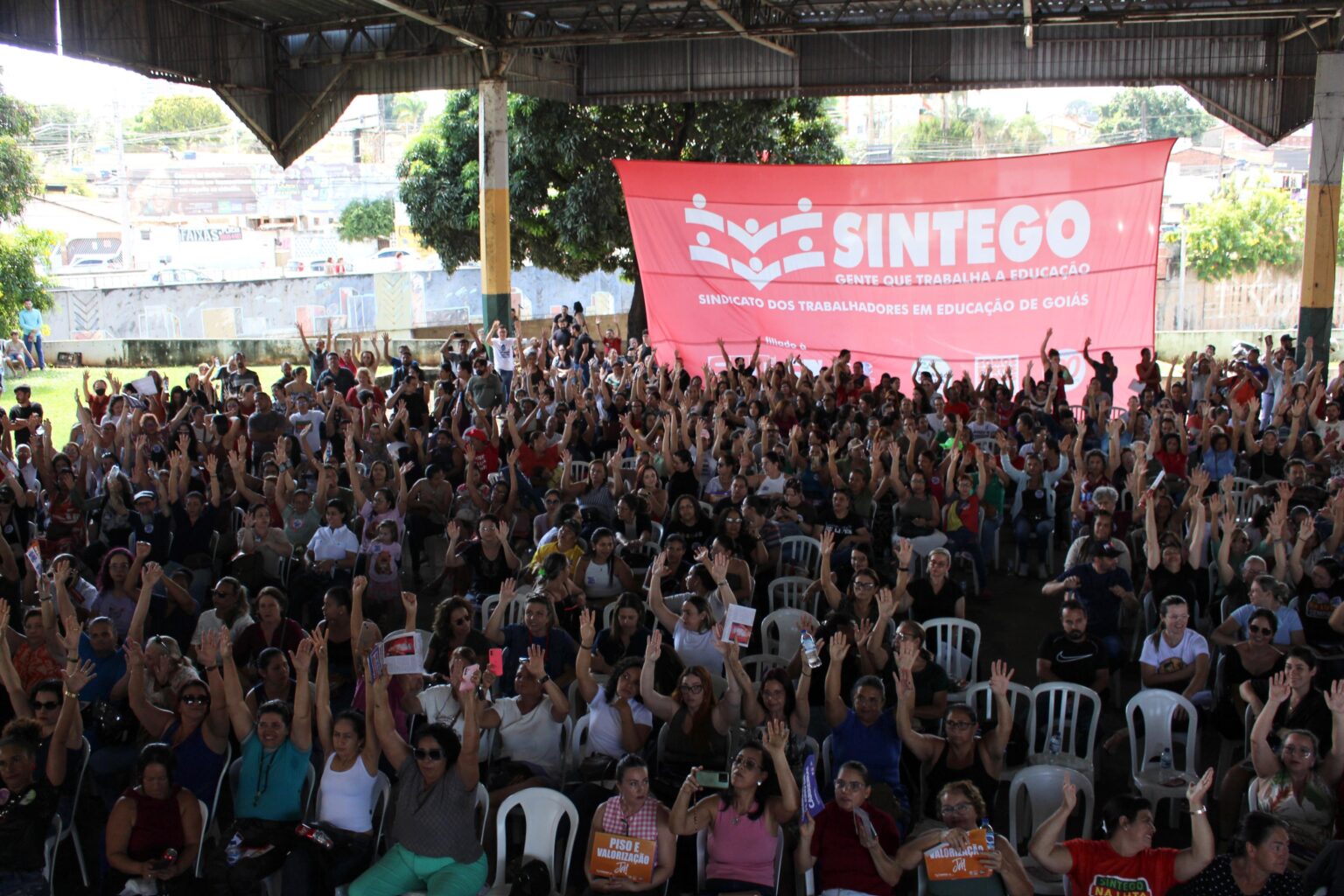 Fim da greve da educação em Goiânia