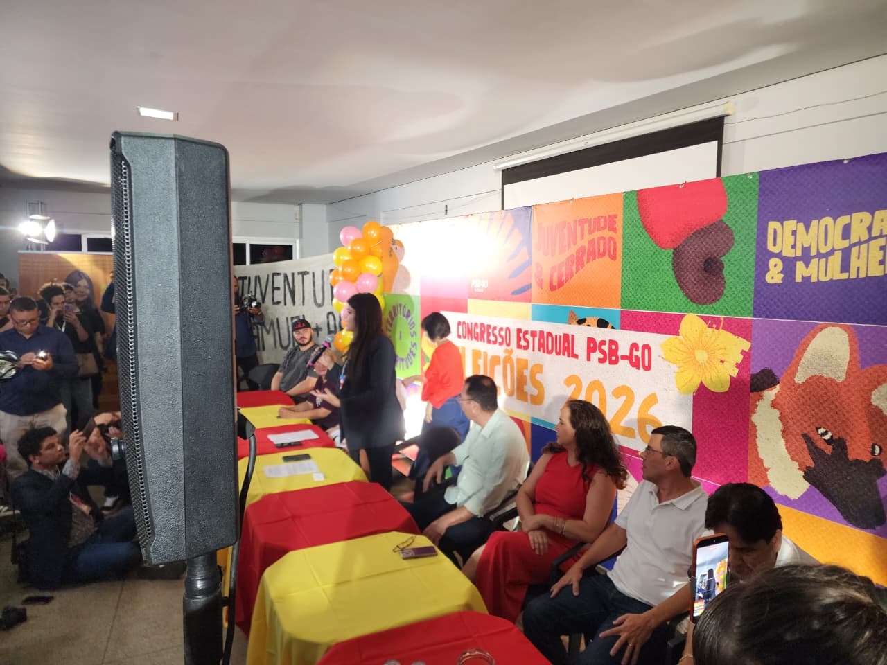 PSB oficializa candidatura de Isaura Lemos ao Senado e apoio a Luis Cesar Bueno, PT