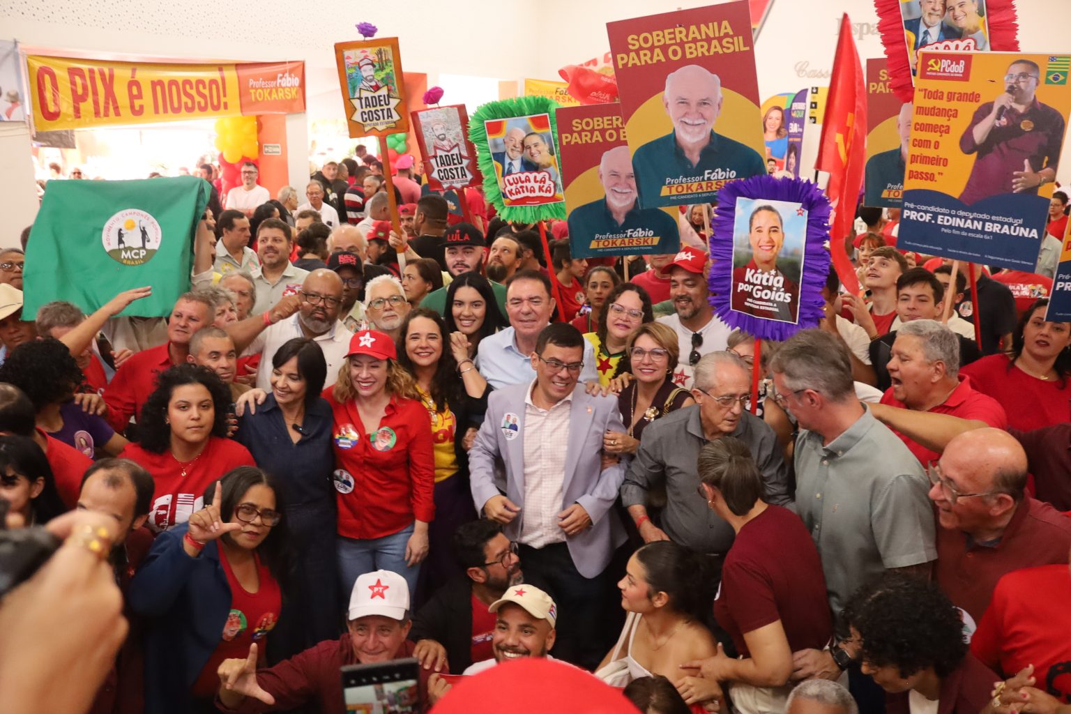 Senado segue indefinido na Frente Progressista