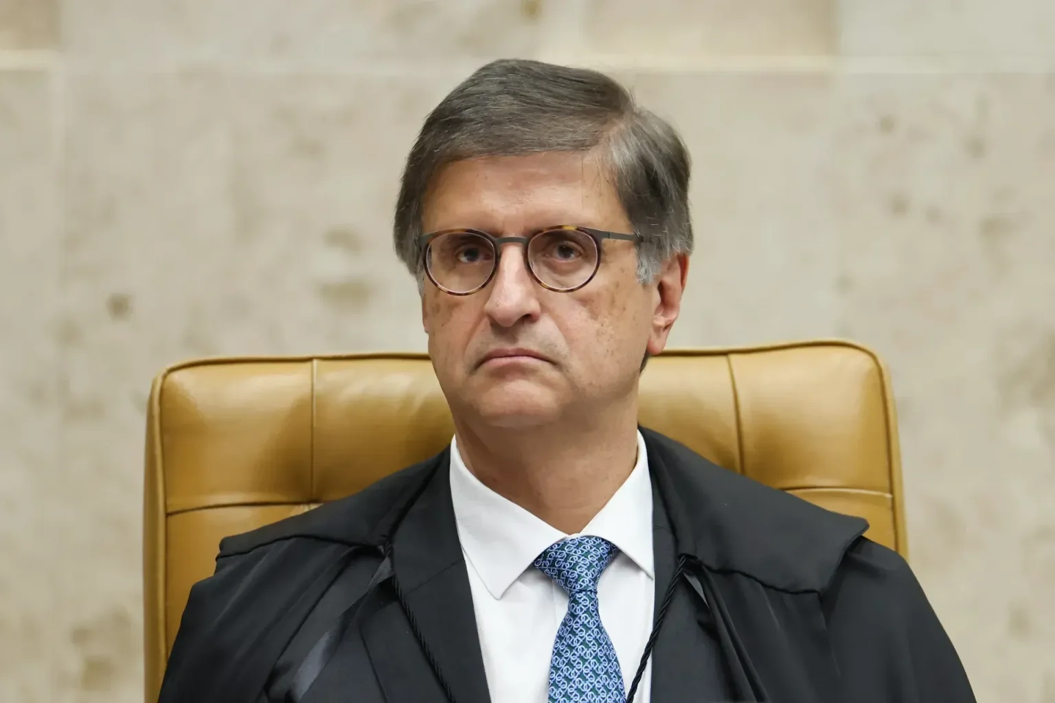 Oposição pede afastamento de Paulo Gonet após foto com Daniel Vorcaro